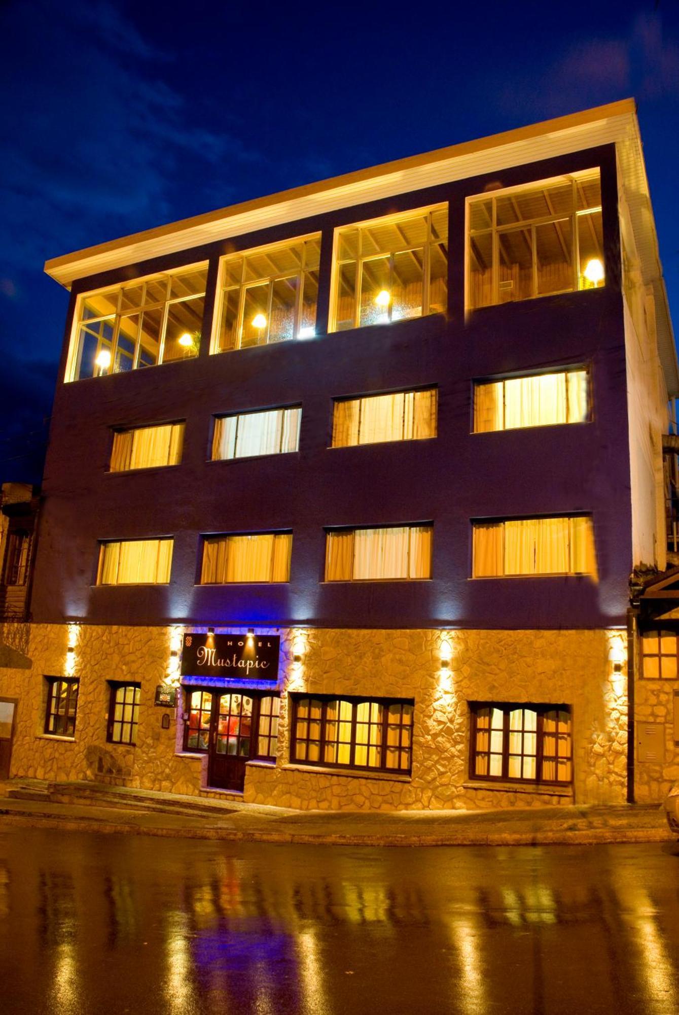 Hotel Mustapic Ushuaia Eksteriør billede